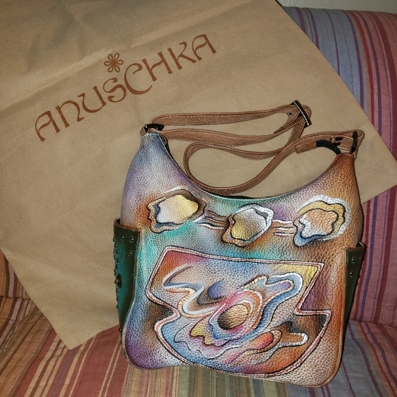 Anuschka shoulder bag. Abstract print. - Picture 4 of 12